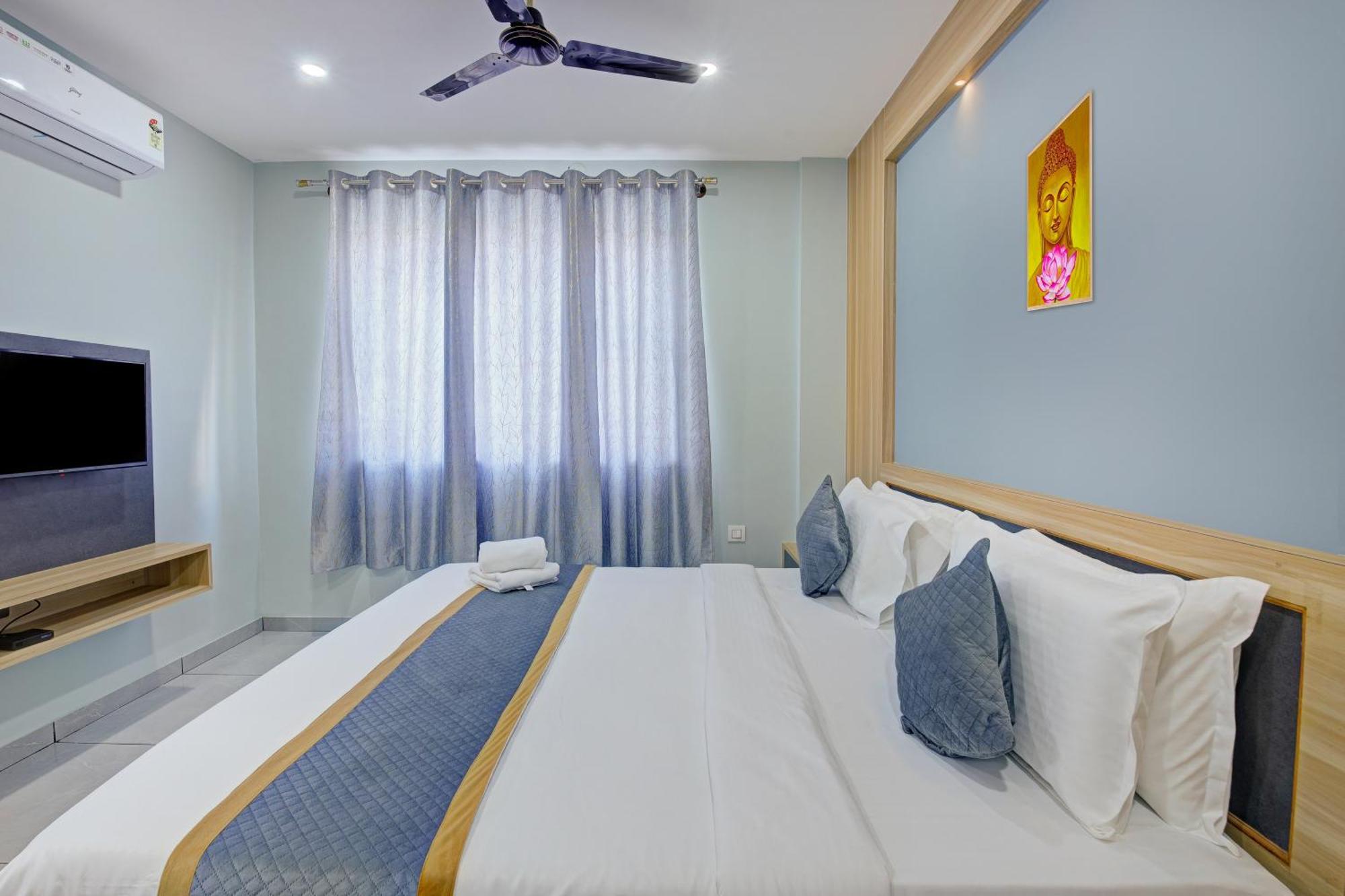 Hotel Park Lane Yelahanka Bangalore Bagian luar foto